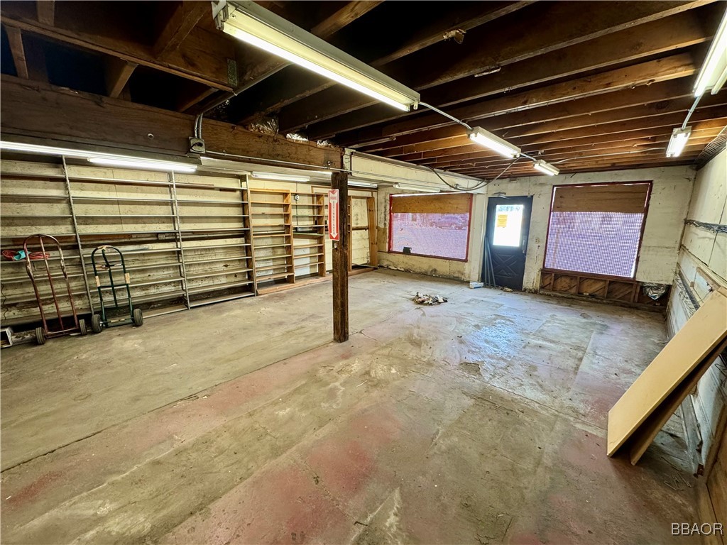 328 West Big Bear Boulevard Property Photo 16