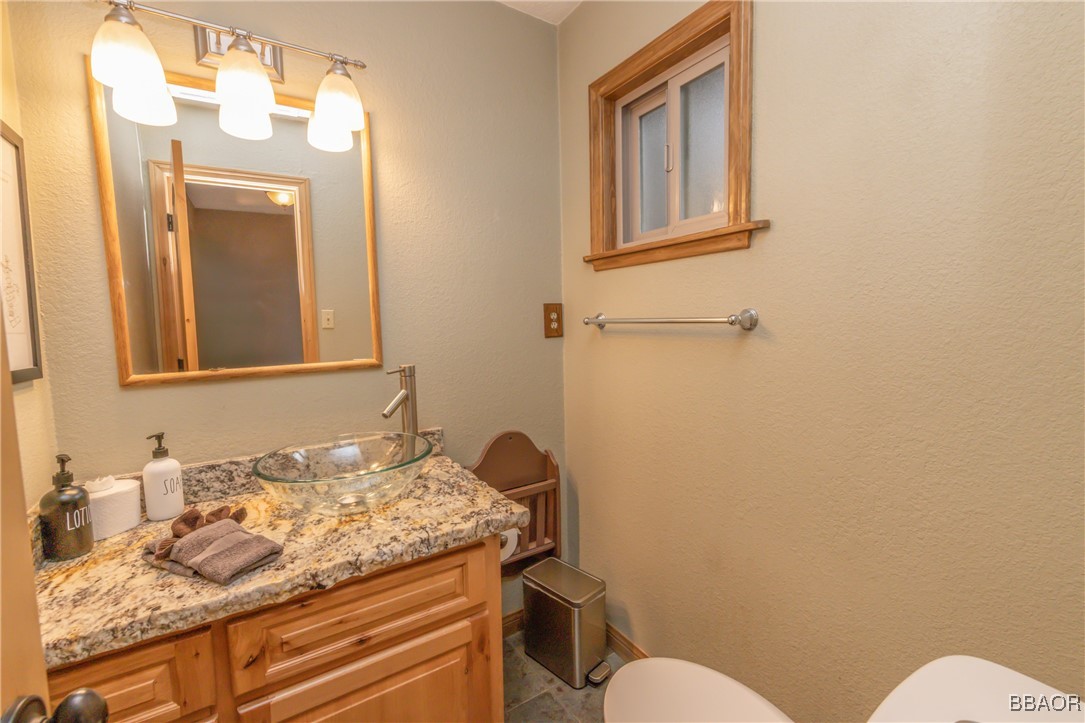 620 Villa Grove Avenue Property Photo 19