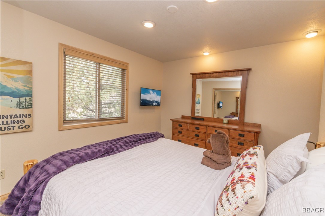 620 Villa Grove Avenue Property Photo 35