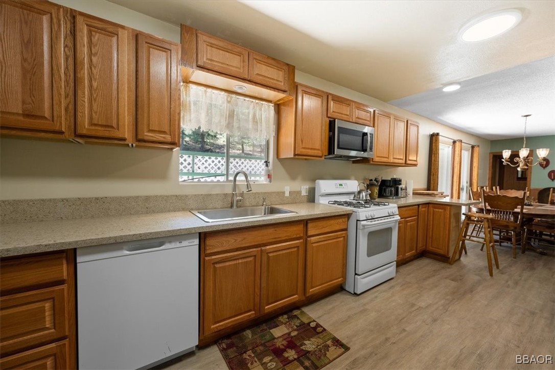 43535 Shasta Place Property Photo 5
