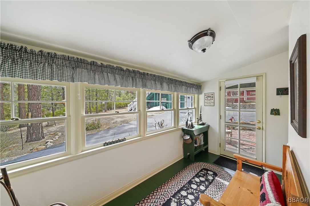 41191 Pennsylvania Avenue Property Photo 27