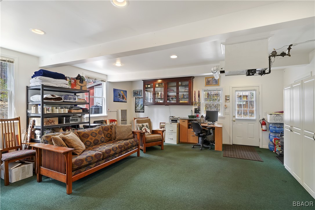 41191 Pennsylvania Avenue Property Photo 41