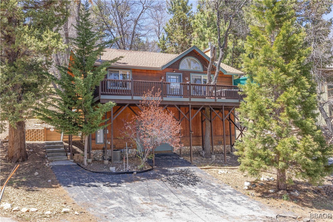 1065 South Minton Avenue Property Photo