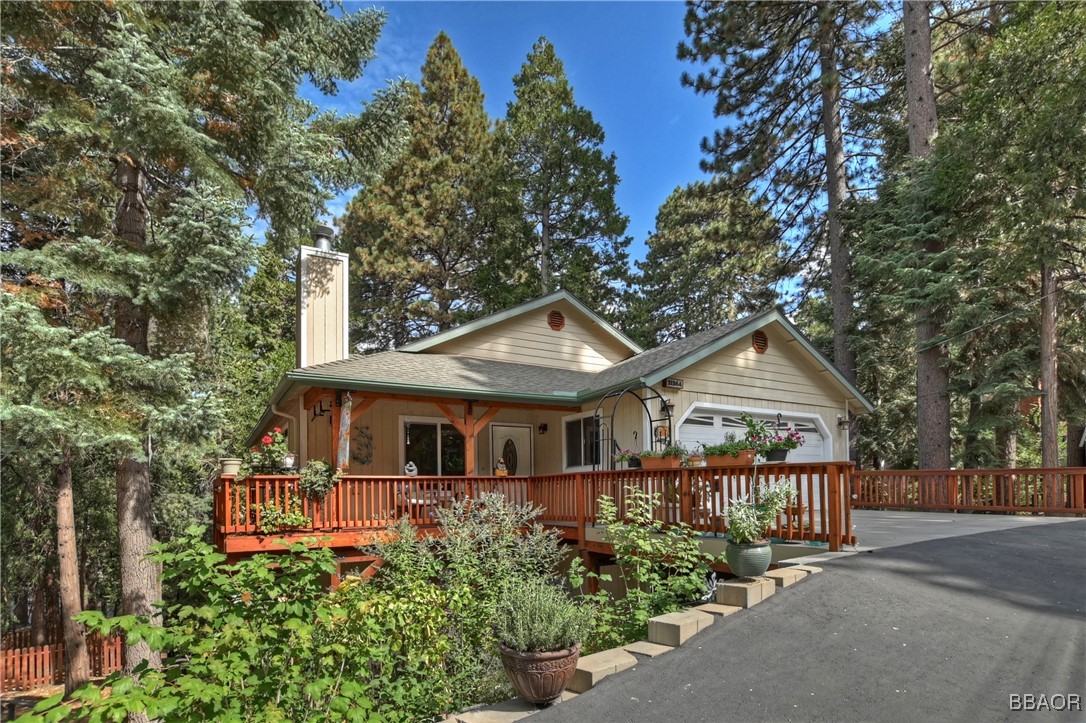 31364 Overhill Drive Property Photo 3