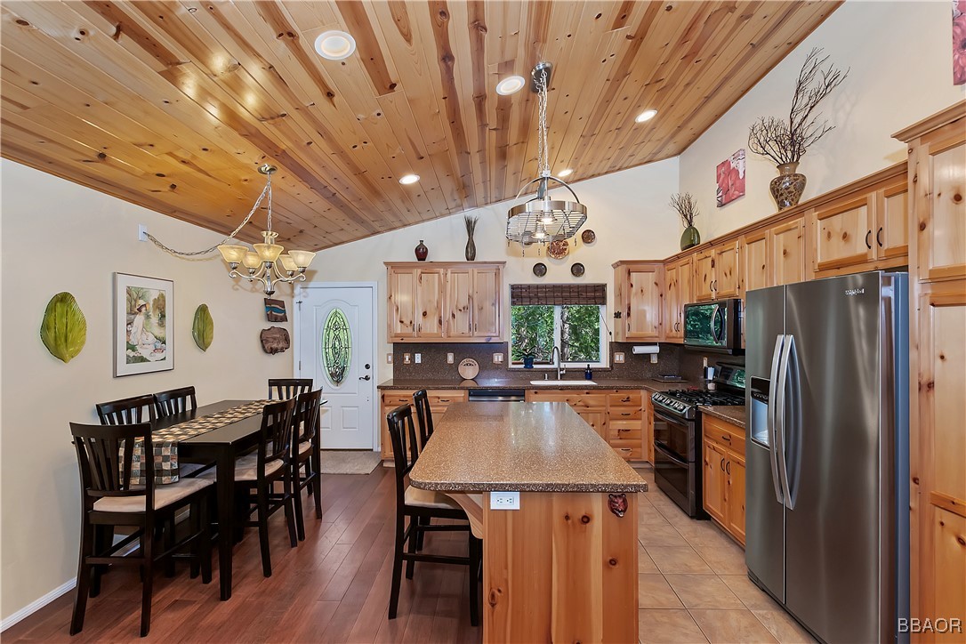 31364 Overhill Drive Property Photo 12