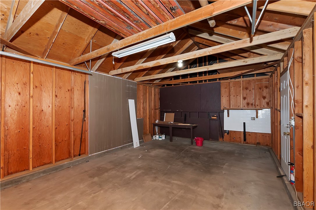 194 Santa Barbara Avenue Property Photo 18