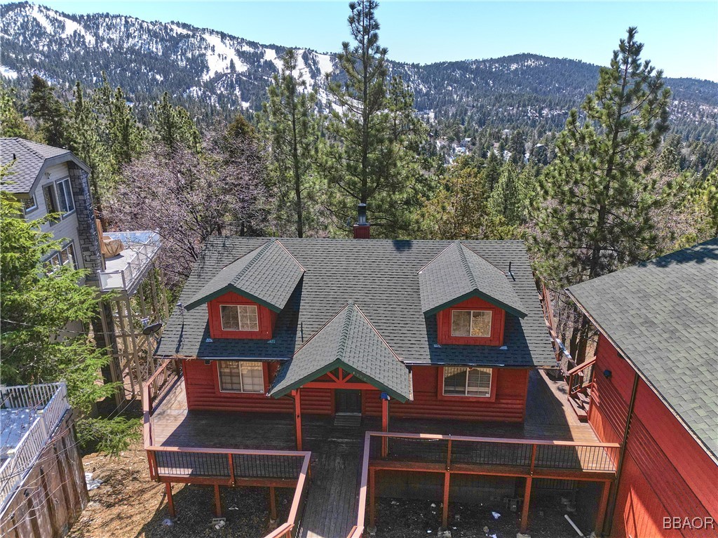 43669 Wolf Road Property Photo 3