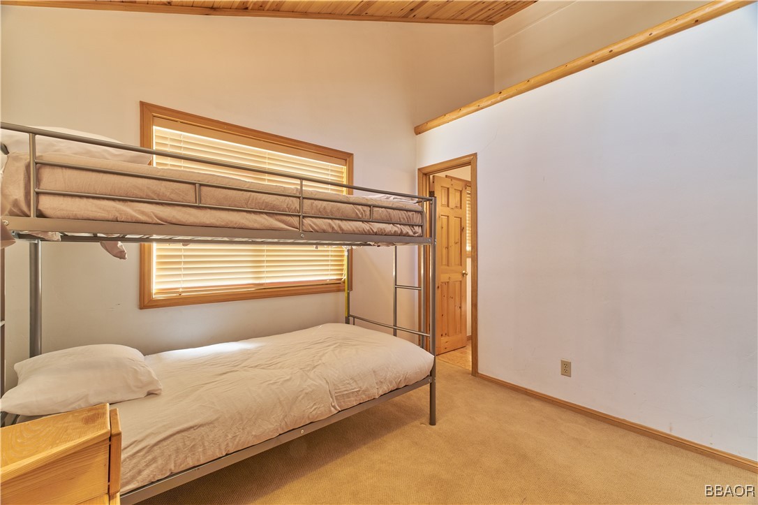 43669 Wolf Road Property Photo 19