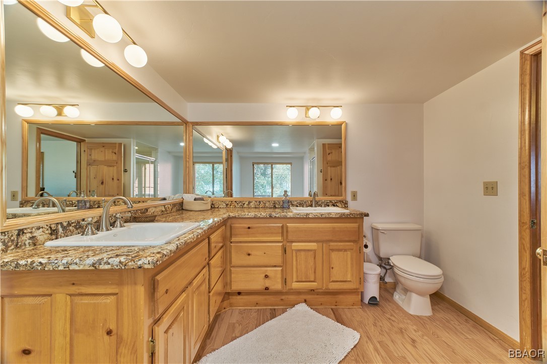 43669 Wolf Road Property Photo 27