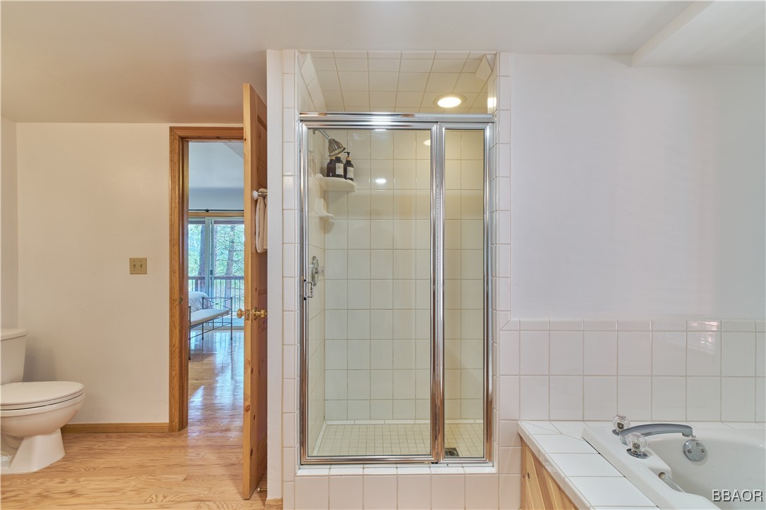 43669 Wolf Road Property Photo 28
