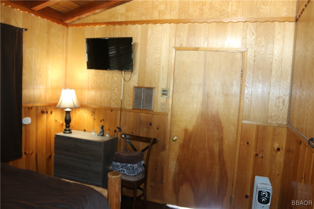 42584 Cougar Road Property Photo 11