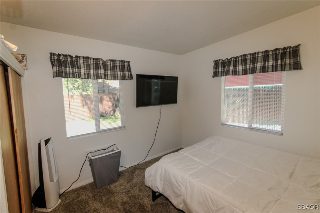 805 East Fairway Boulevard Property Photo 15