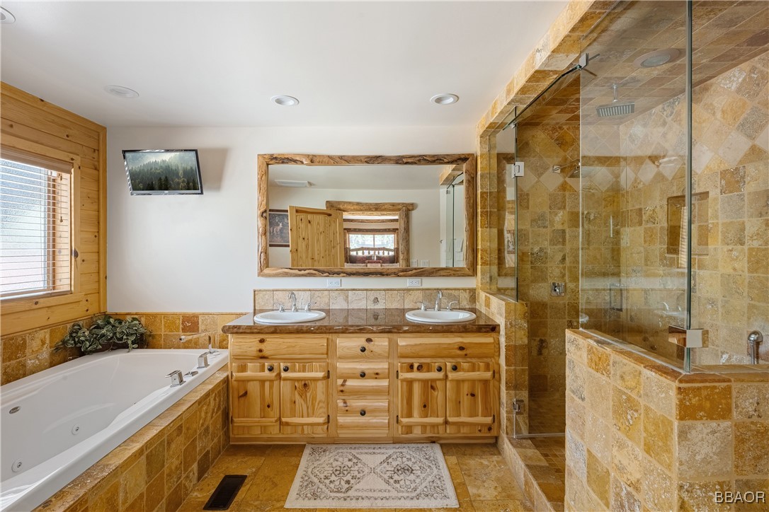 243 Santa Clara Boulevard Property Photo 34