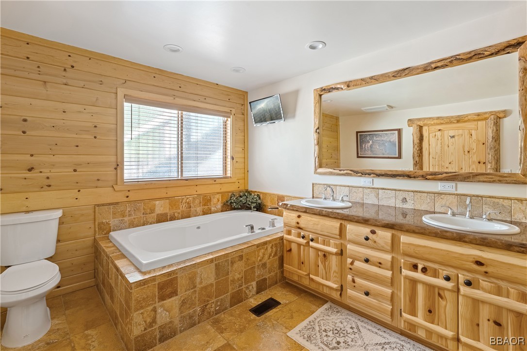 243 Santa Clara Boulevard Property Photo 35