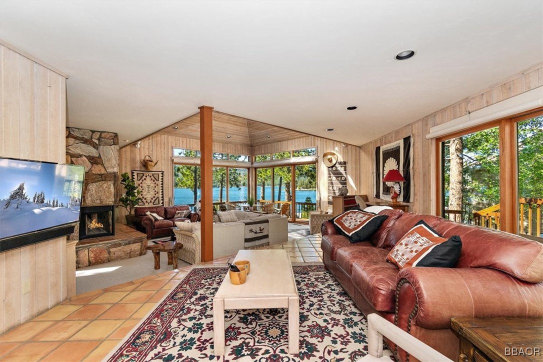 39276 Waterview Drive Property Photo 17