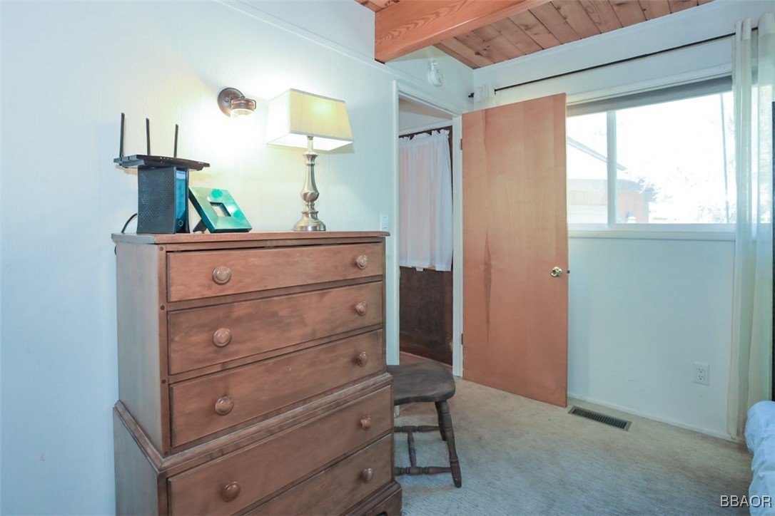 1019 Feather Mountain Drive Property Photo 11