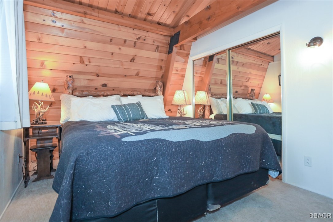 1019 Feather Mountain Drive Property Photo 18
