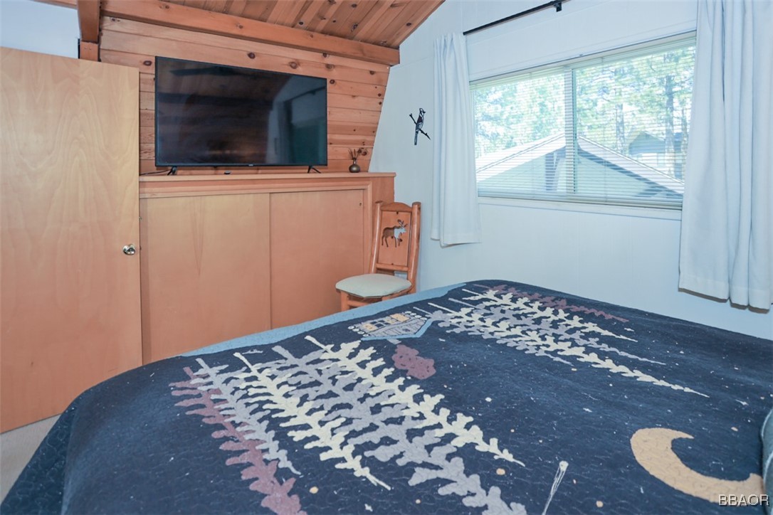 1019 Feather Mountain Drive Property Photo 20