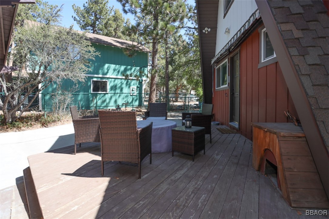 1019 Feather Mountain Drive Property Photo 35