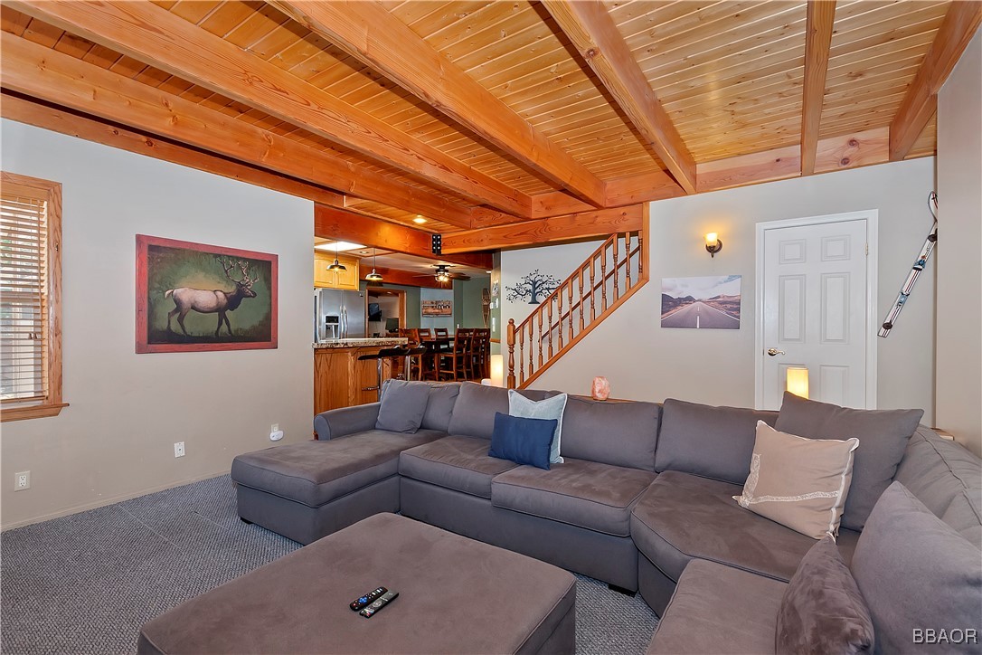 387 Wren Drive Property Photo 1
