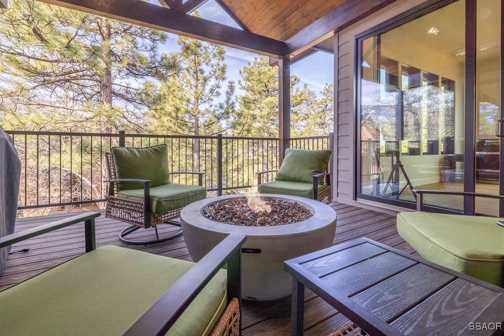 43595 Ridge Crest Drive Property Photo 16