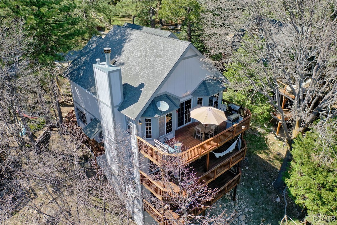 221 Grizzly Road Property Photo 21
