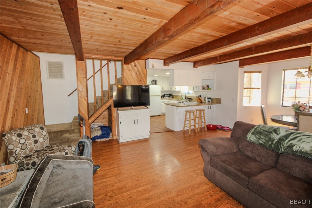 1100 East Country Club Boulevard Property Photo 6
