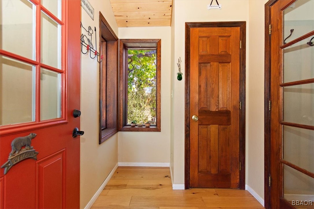 227 Santa Barbara Avenue Property Photo 3