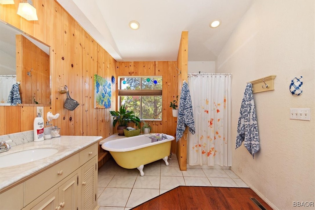 227 Santa Barbara Avenue Property Photo 18