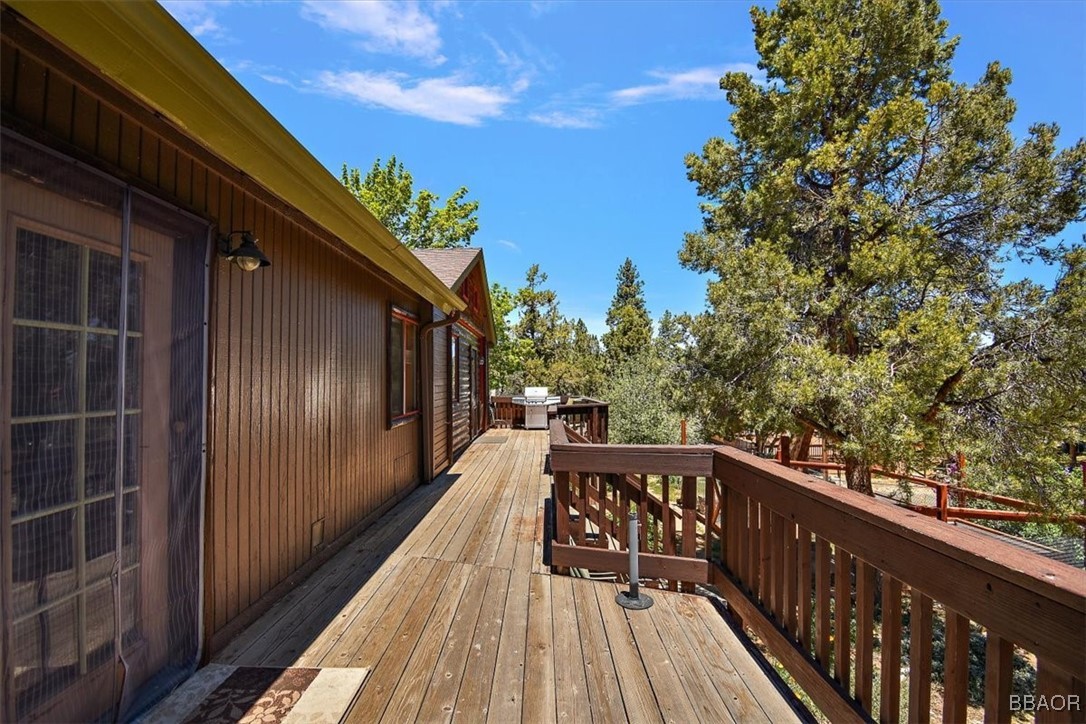 227 Santa Barbara Avenue Property Photo 24