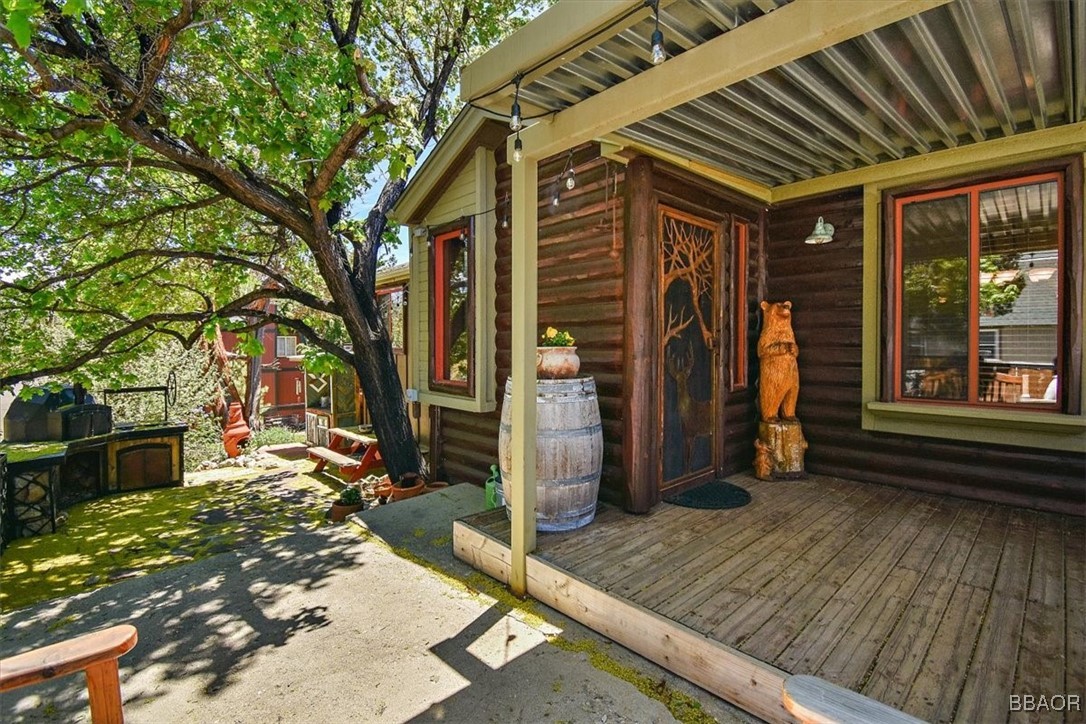 227 Santa Barbara Avenue Property Photo 31