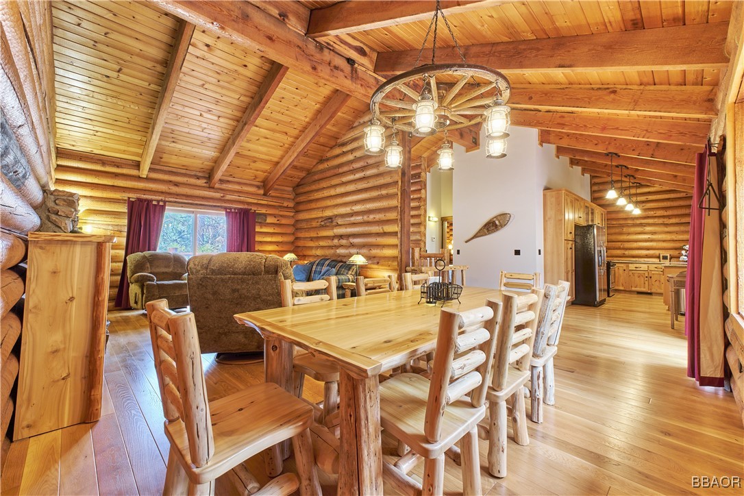 1315 Shasta Court Property Photo 4