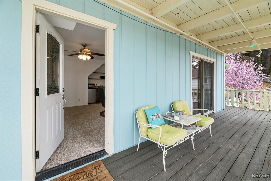 38634 North Shore Drive Property Photo 4