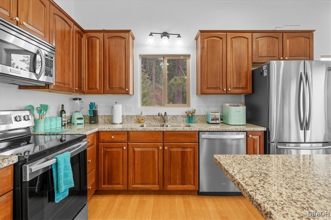 38634 North Shore Drive Property Photo 16