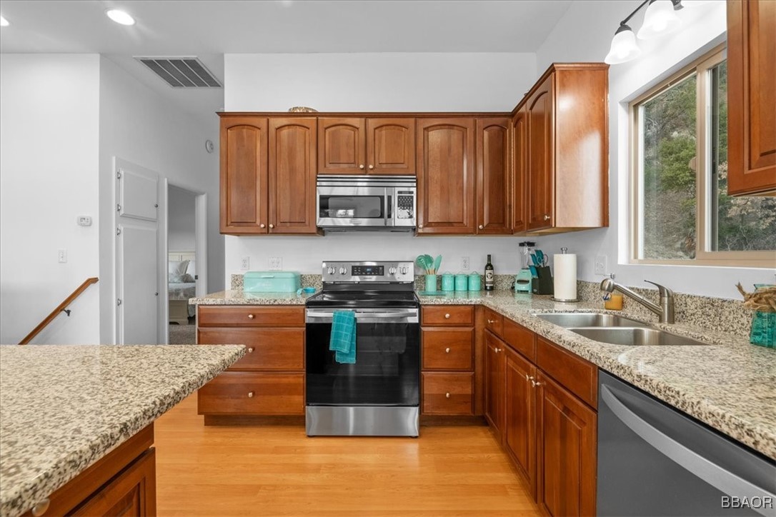 38634 North Shore Drive Property Photo 18