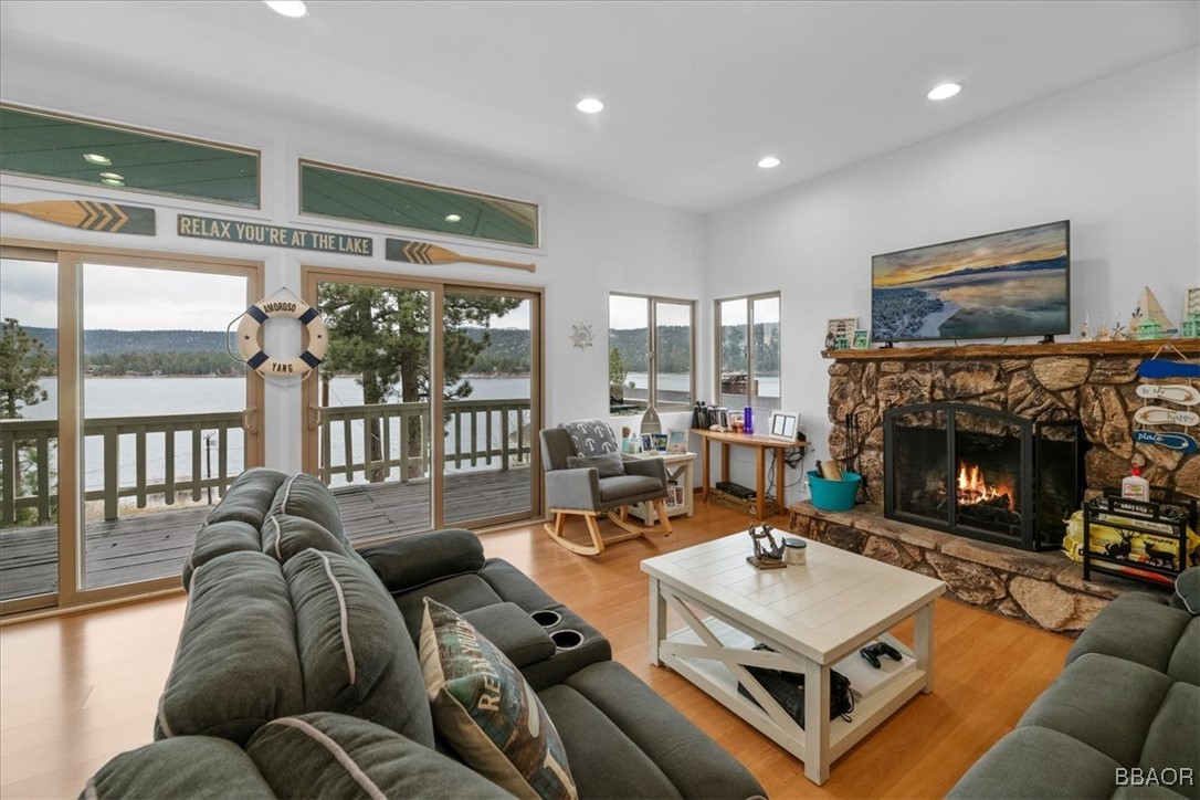 38634 North Shore Drive Property Photo 19