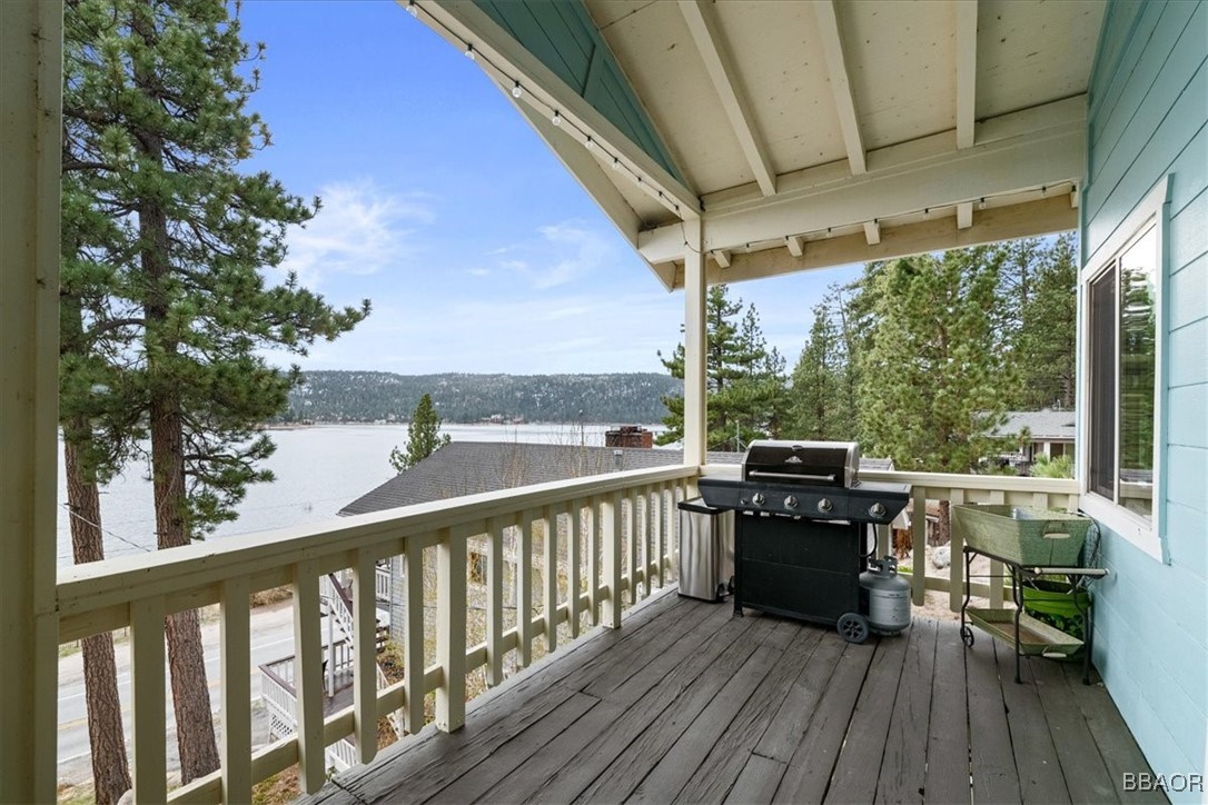 38634 North Shore Drive Property Photo 30