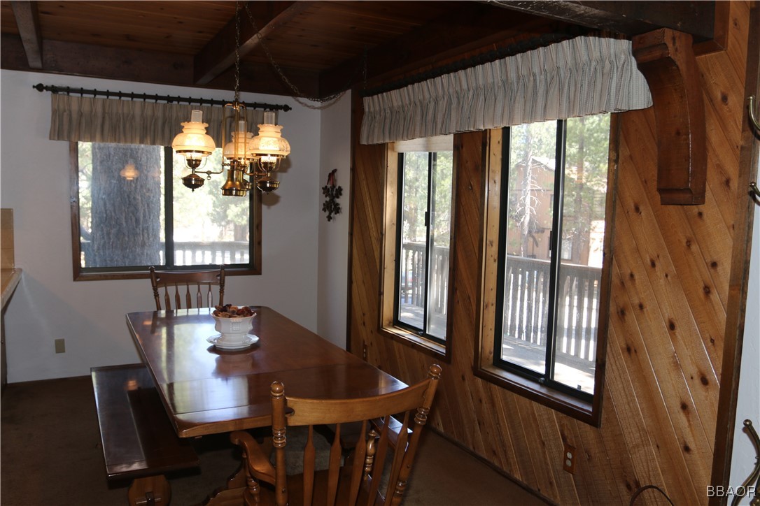 439 Salem Drive Property Photo 4