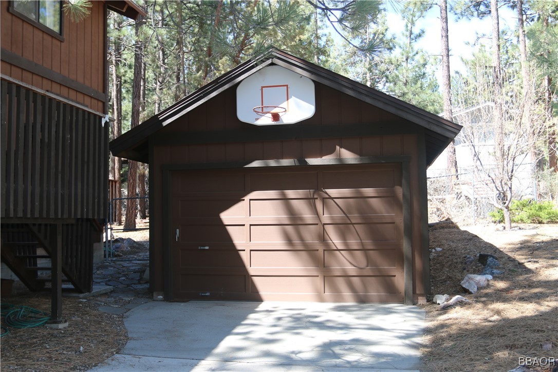 439 Salem Drive Property Photo 39