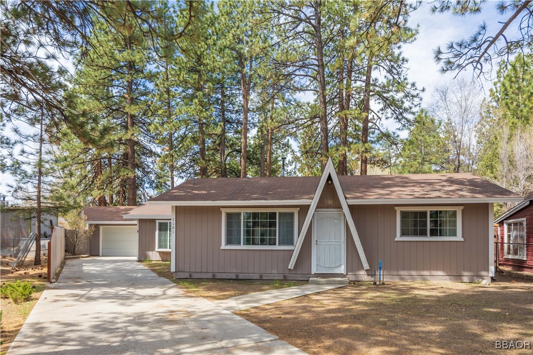 1101 Sierra Avenue Property Photo 32