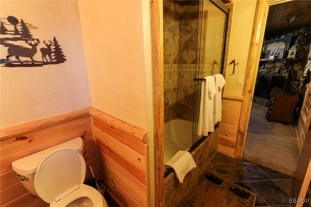 998 F Lane Property Photo 12