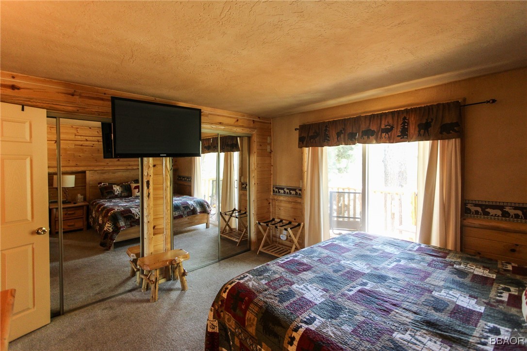 998 F Lane Property Photo 30