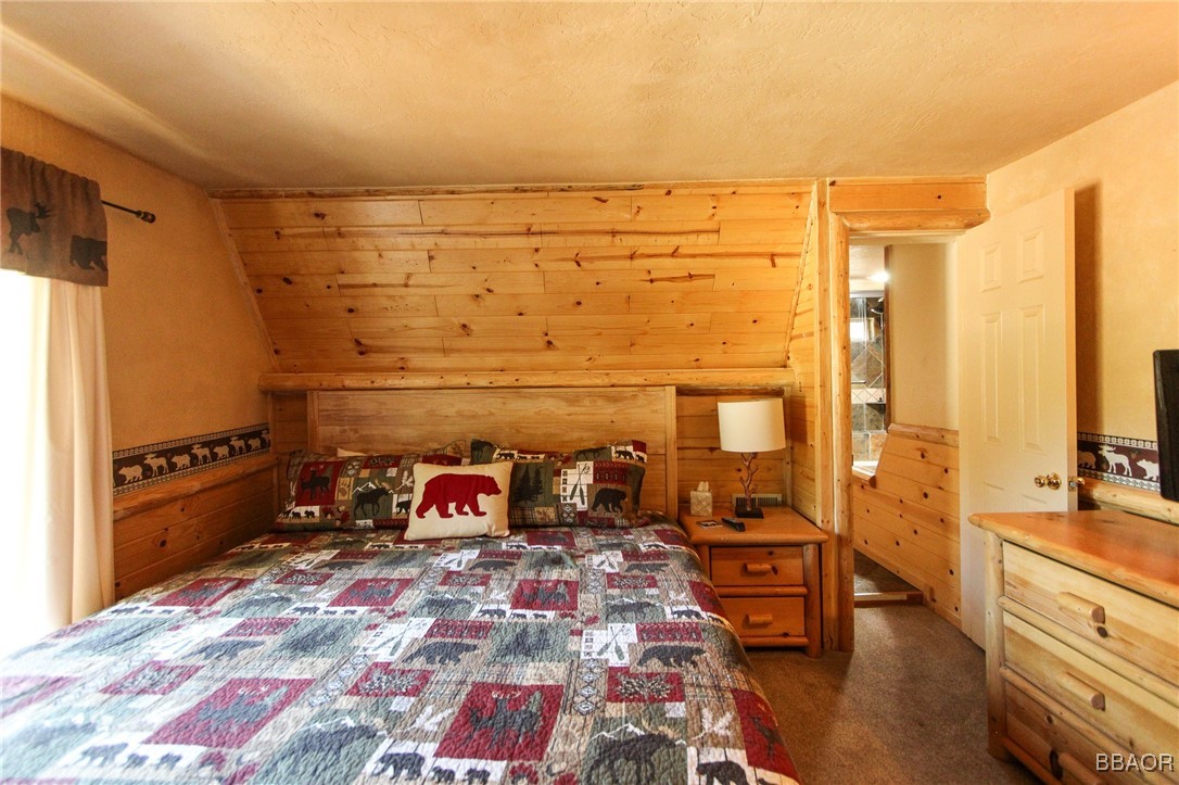 998 F Lane Property Photo 31