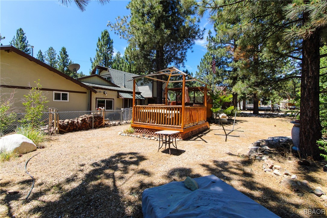 998 F Lane Property Photo 45