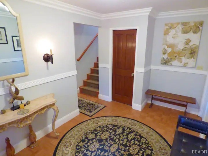 534 Dover Court Property Photo 9