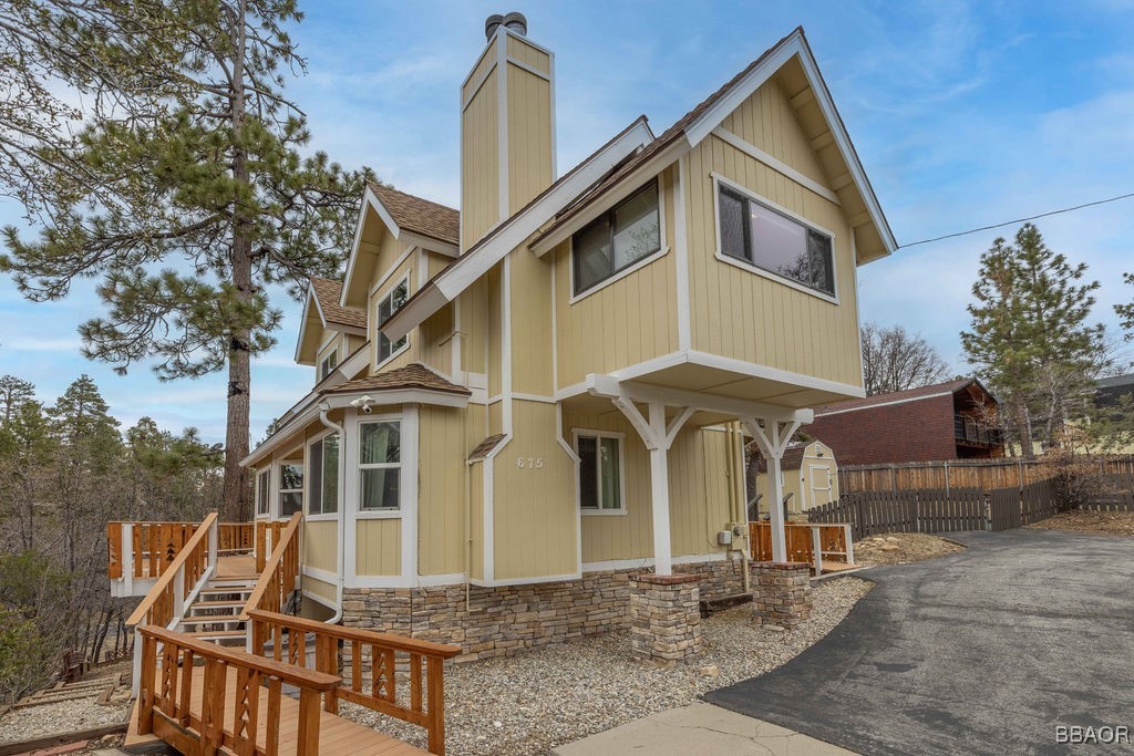 675 Inyo Avenue Property Photo 2