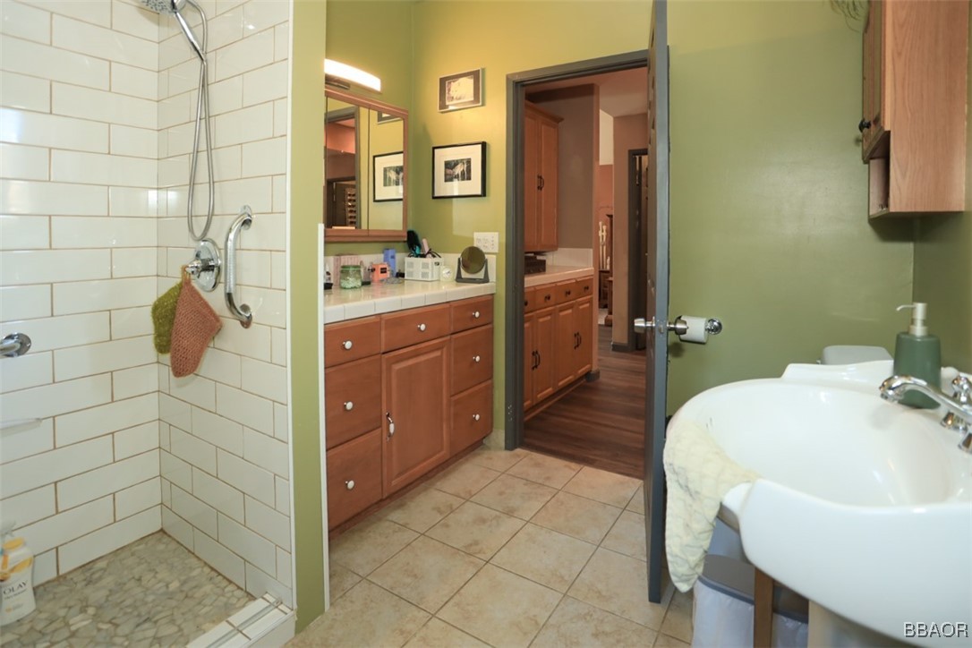 631 Vista Avenue Property Photo 40