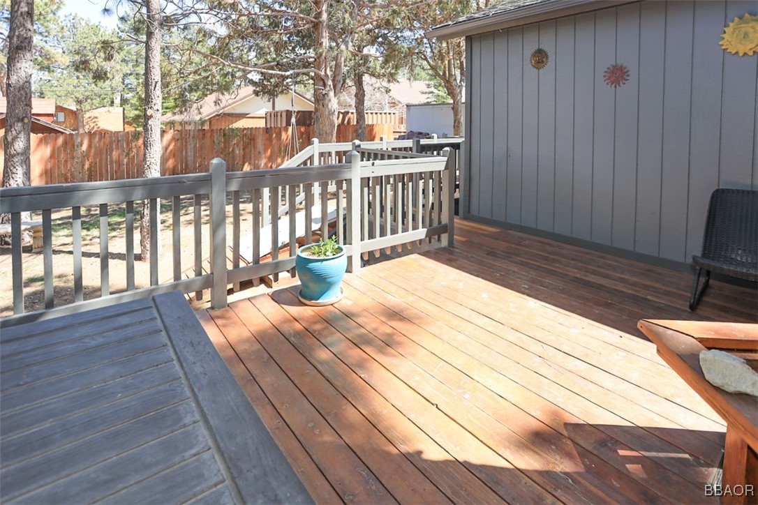 631 Vista Avenue Property Photo 42