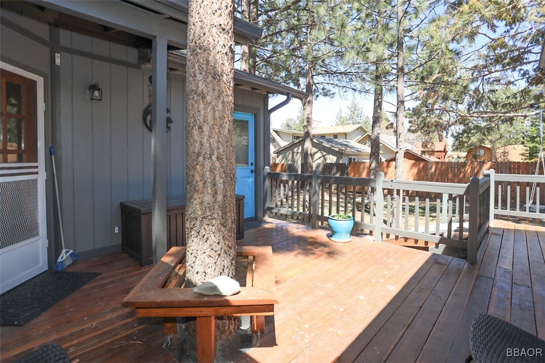 631 Vista Avenue Property Photo 44