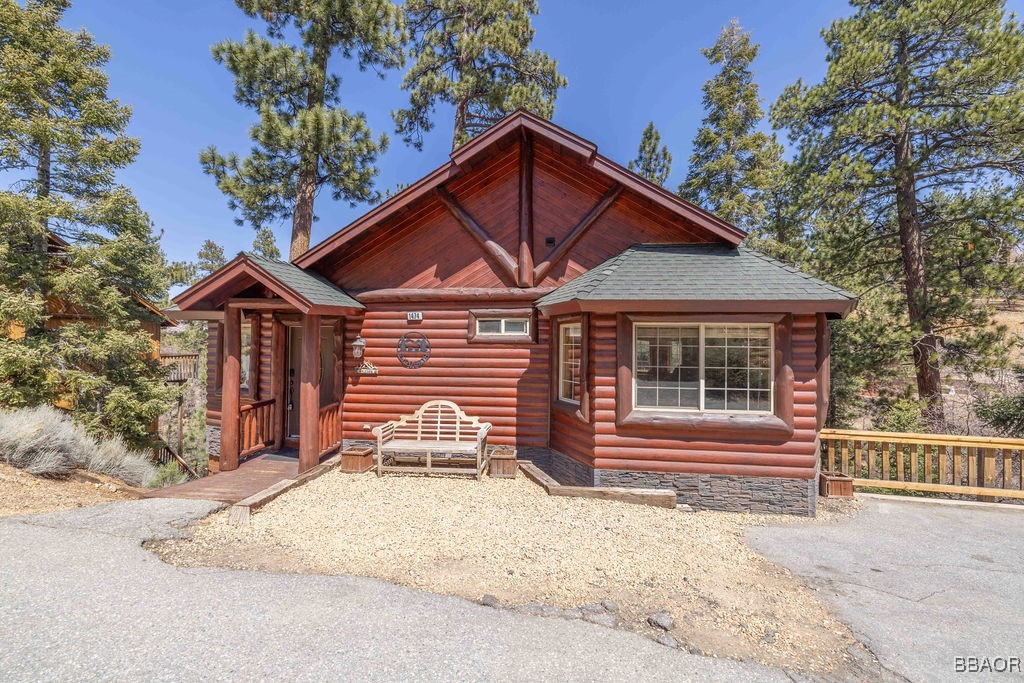 1474 Klamath Road Property Photo 1